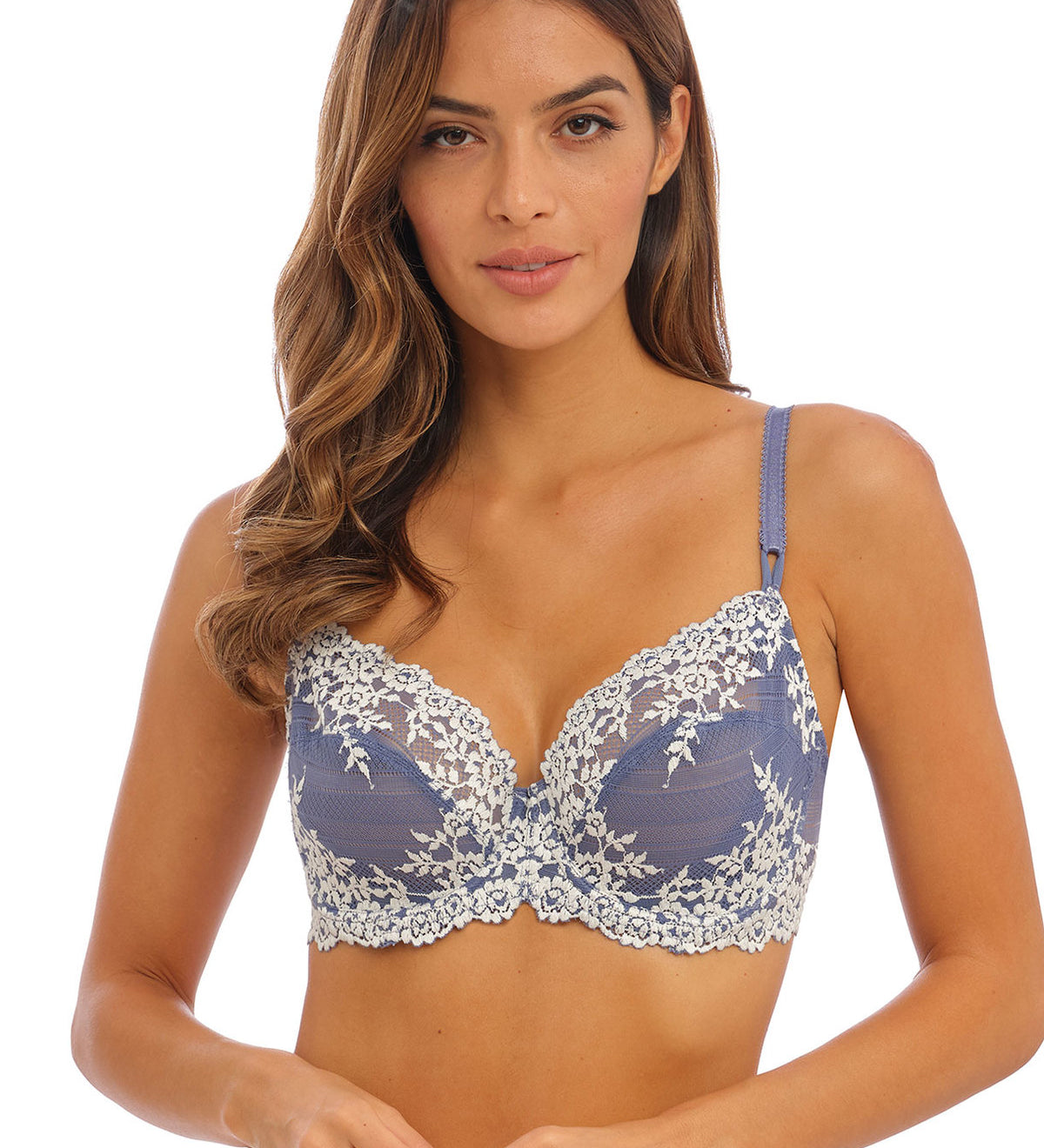 Wacoal Embrace Lace Classic Underwired Bra Fashion